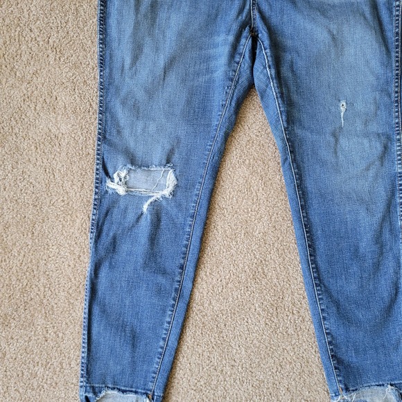 Madewell Curvy High Rise Skinny Distressed Jean Drop Step Hem Edition . Size 34P - Picture 7 of 11